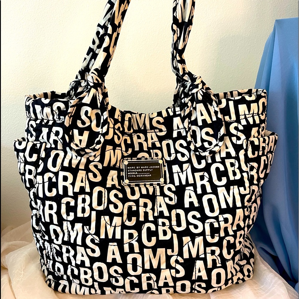 Marc Jacob’s cloth tote